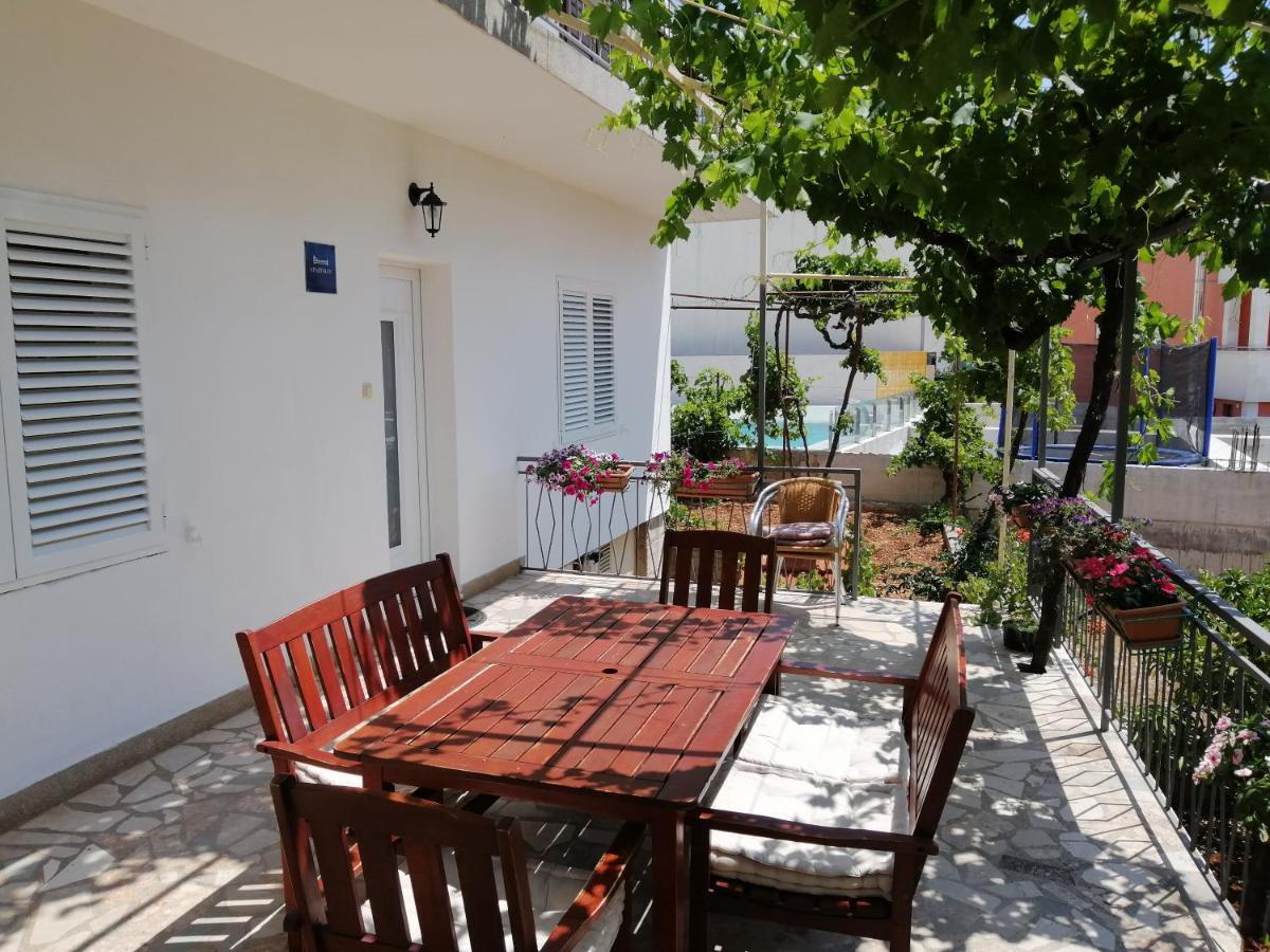 Goga Apartments Primosten Exterior photo
